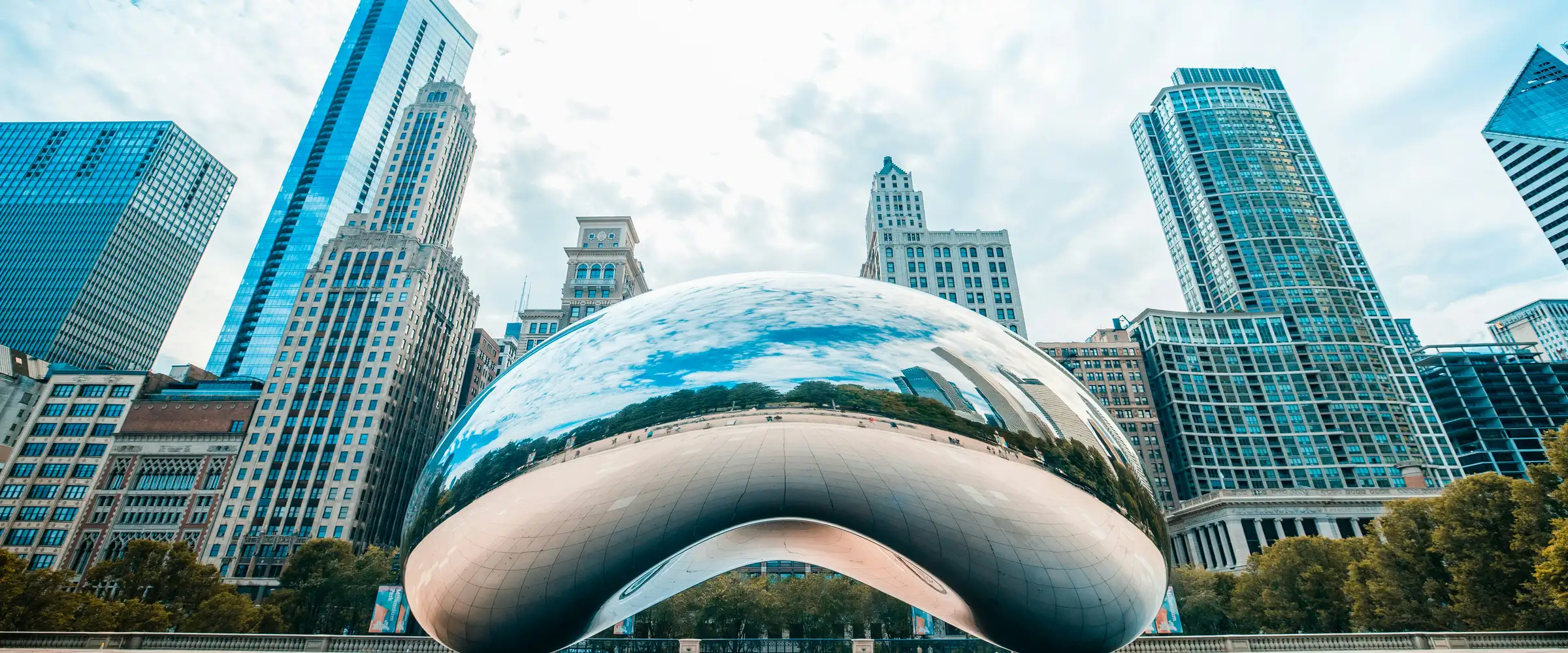 Cloud Gate sculpture in Chicago, Illinois