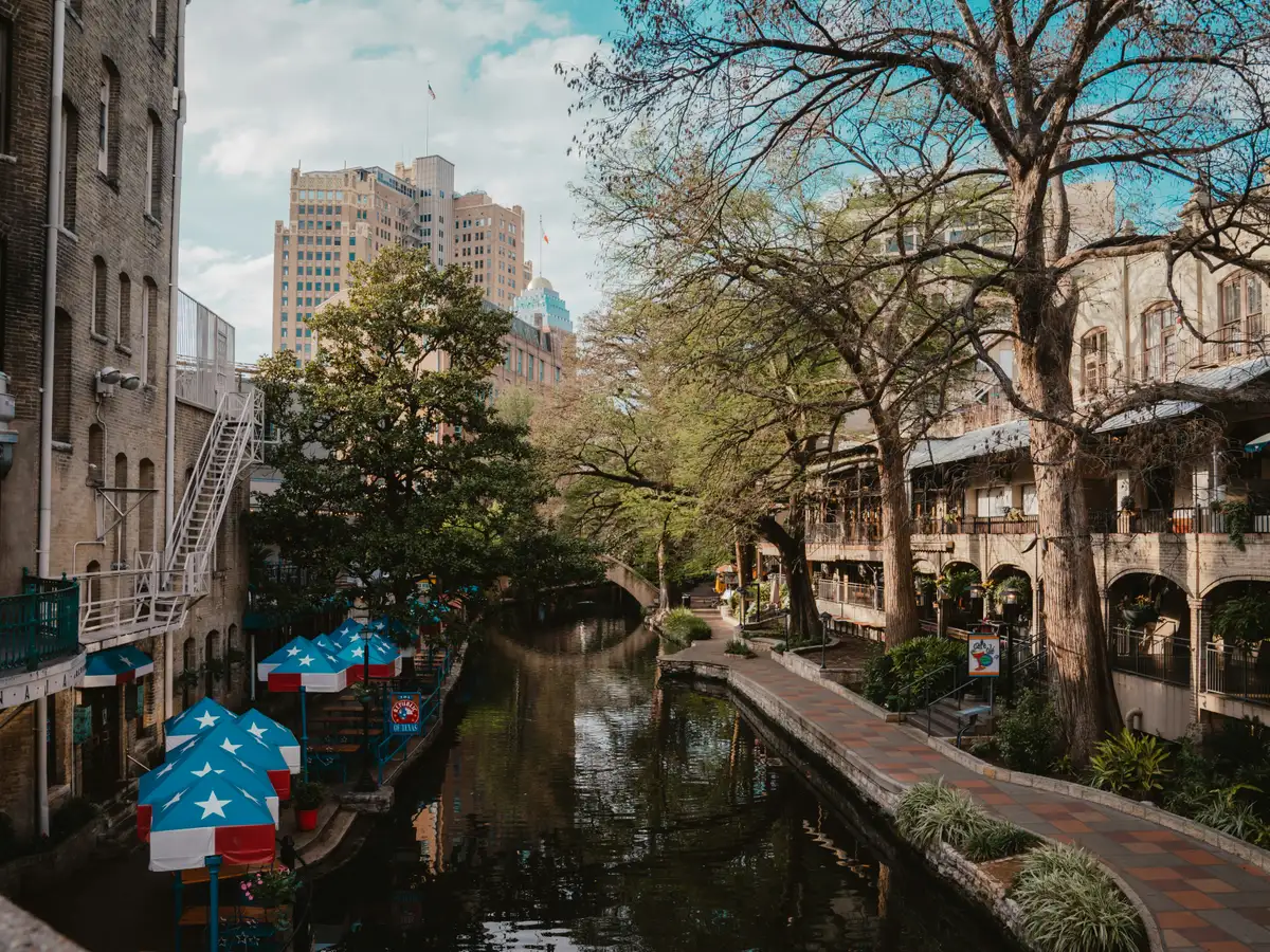 The River Walk canal path in San Antonio, Texas